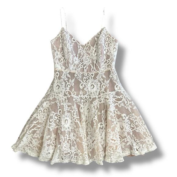 L’Atiste by Amy Ivory Lace Mini Dress Medium Fit & Flare Blush Lined Bridal - Picture 1 of 9